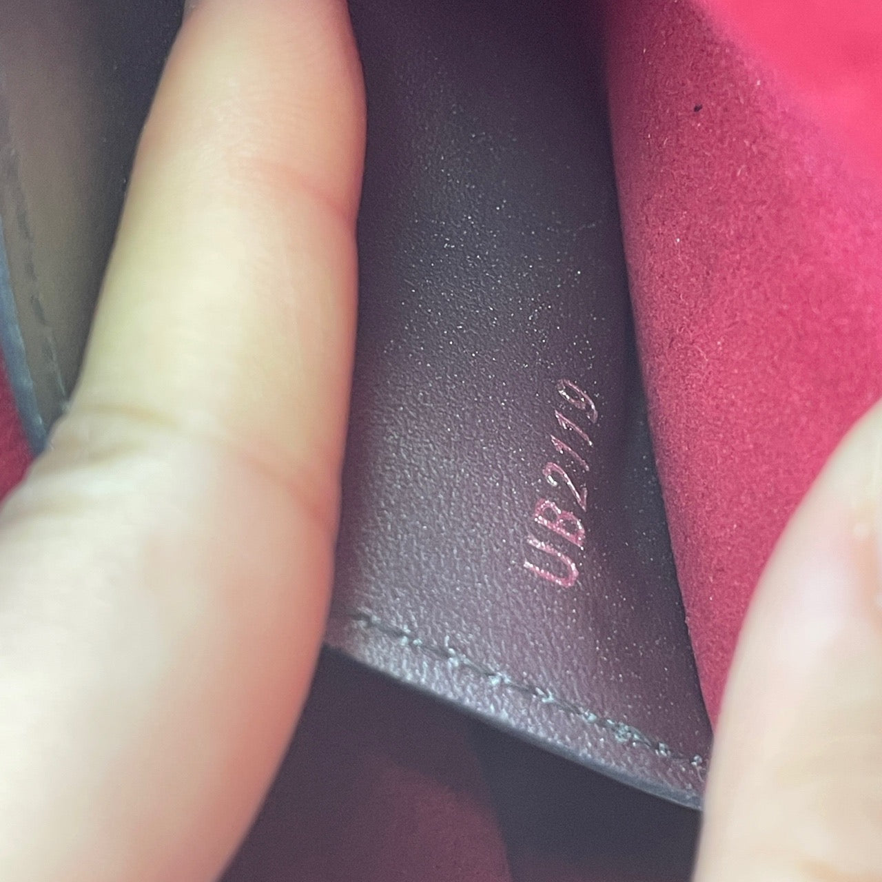LOUIS VUITTONShoulder Bag