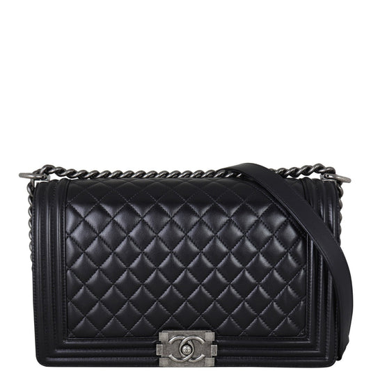 Chanel Boy Bag New Medium | Black 21 Series