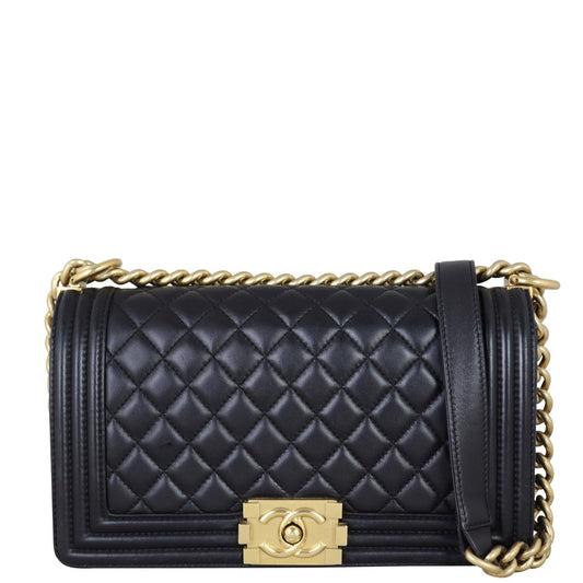 Chanel Boy Old Medium | 22 Series
