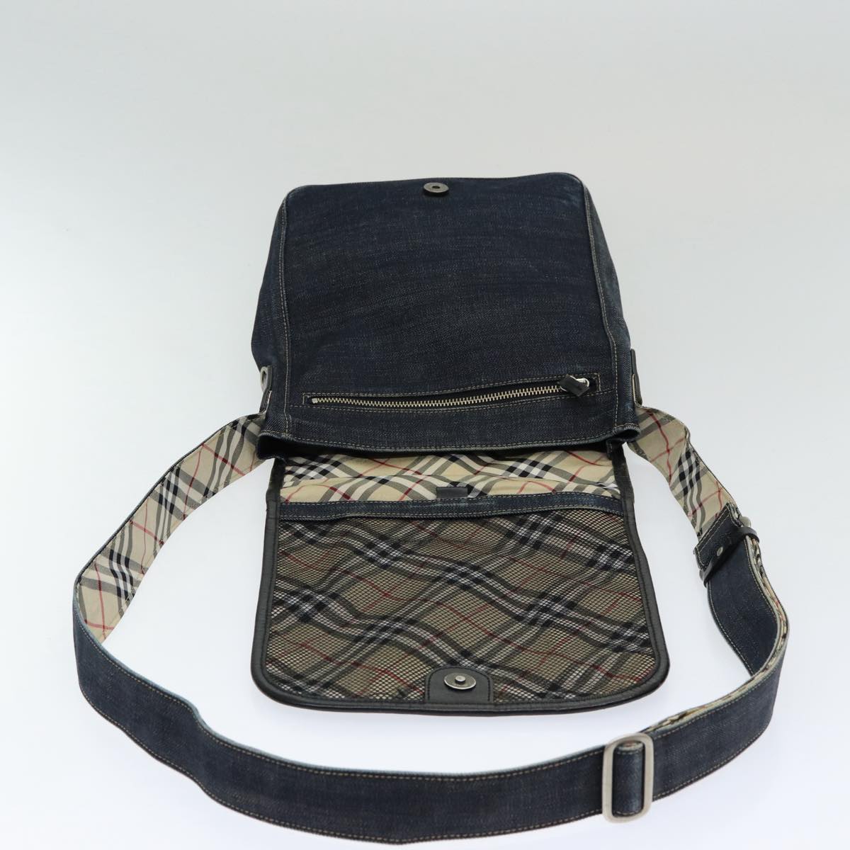 Burberry Nova Check Shoulder Bag