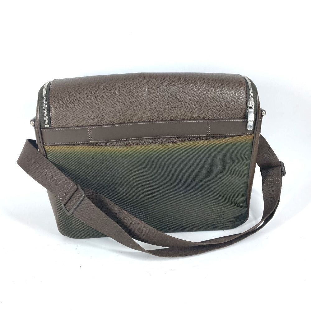 LOUIS VUITTON Shoulder Bag Taiga Leather, Nylon Brown Taiga Thai meal mens