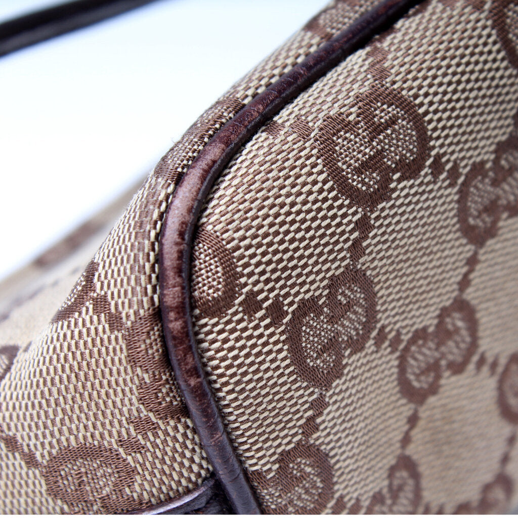 Gucci 07198 GGuette Shoulder Bag