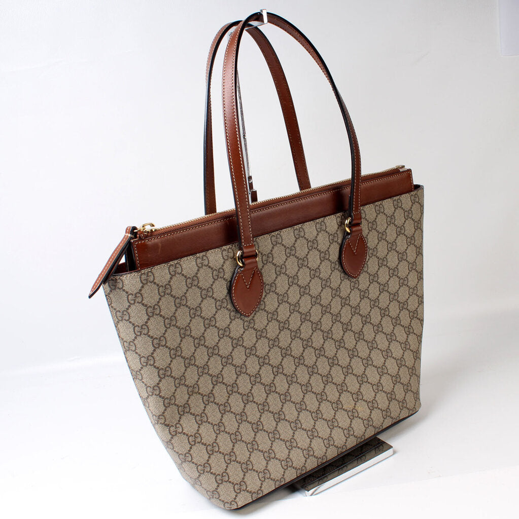 Gucci 415721 GG Supreme Tote Bag