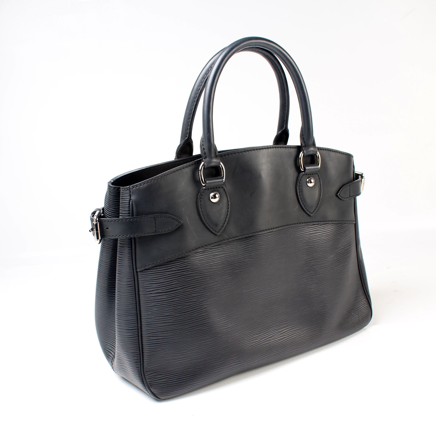 Louis Vuitton Passy PM Epi
