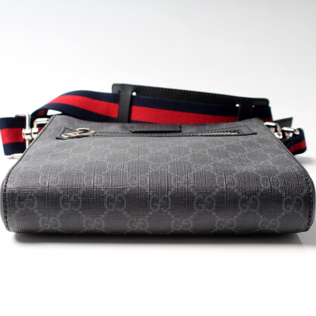 Gucci 523599 Supreme Messenger Bag