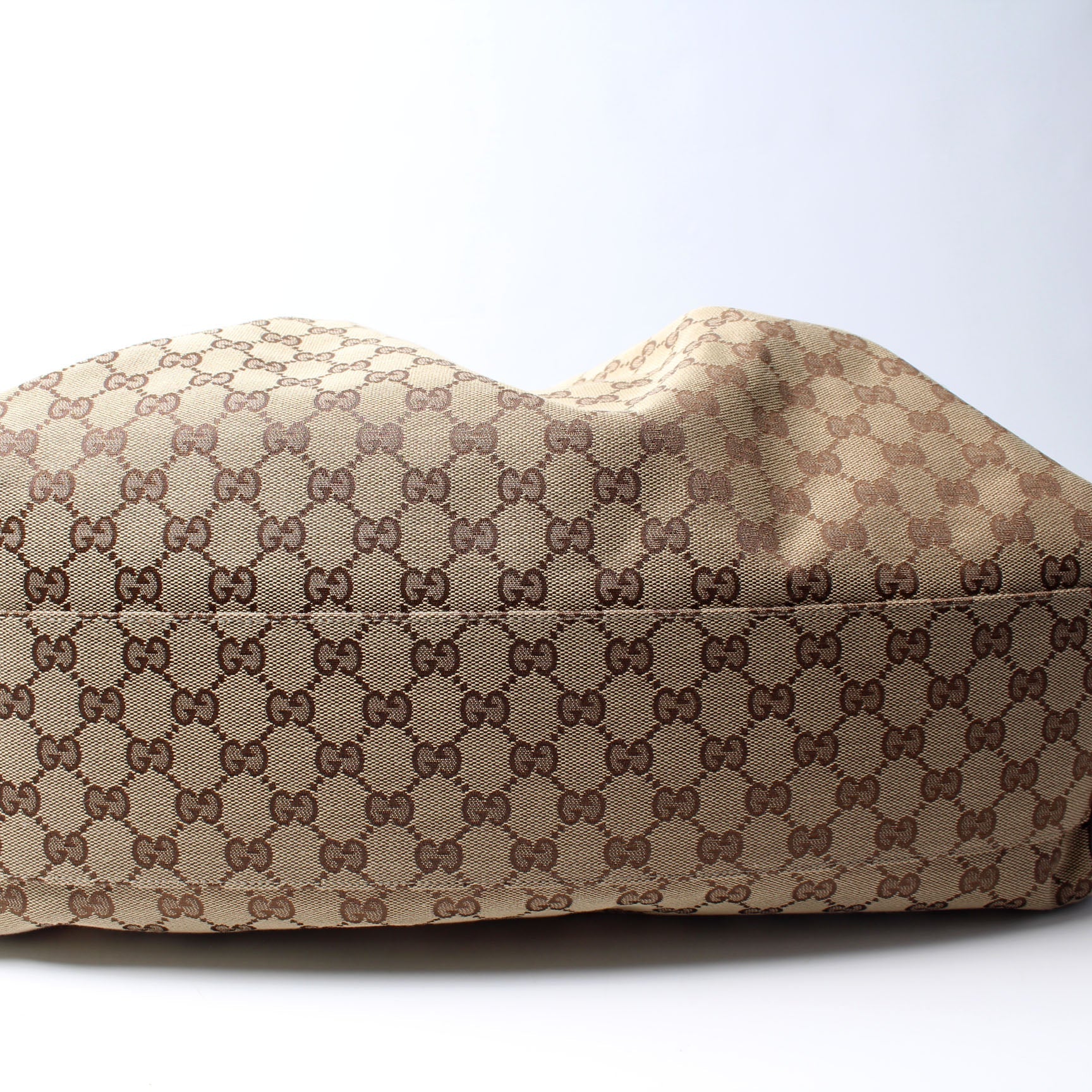 Gucci 211943 Sukey GG Canvas Large Bag