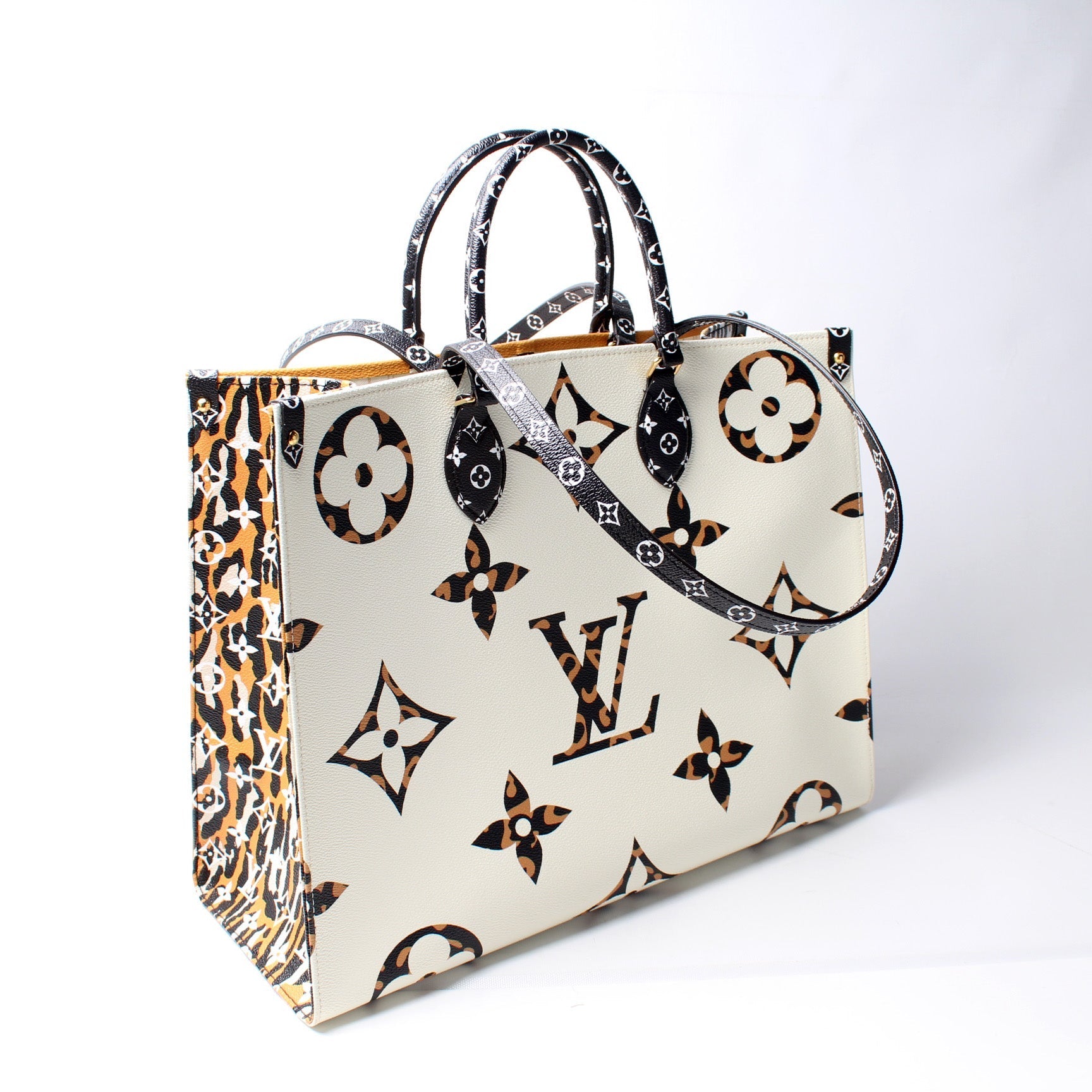 Louis Vuitton ONTHEGO GM Giant Jungle Tote