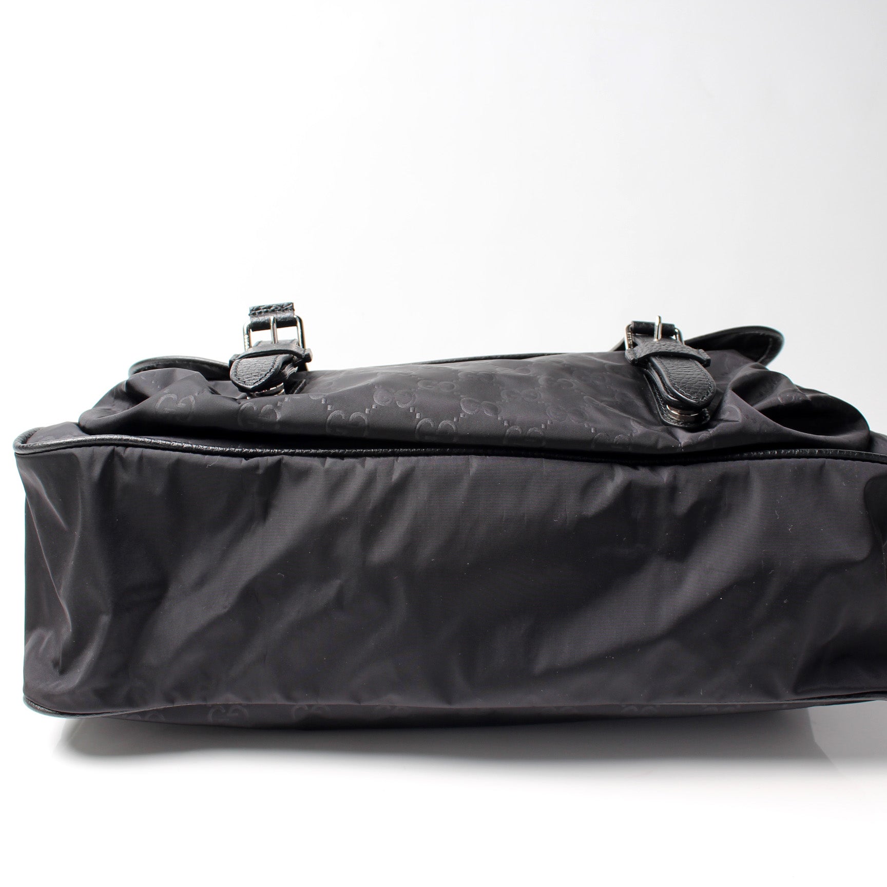 Gucci 510334 GG Nylon Messenger Bag