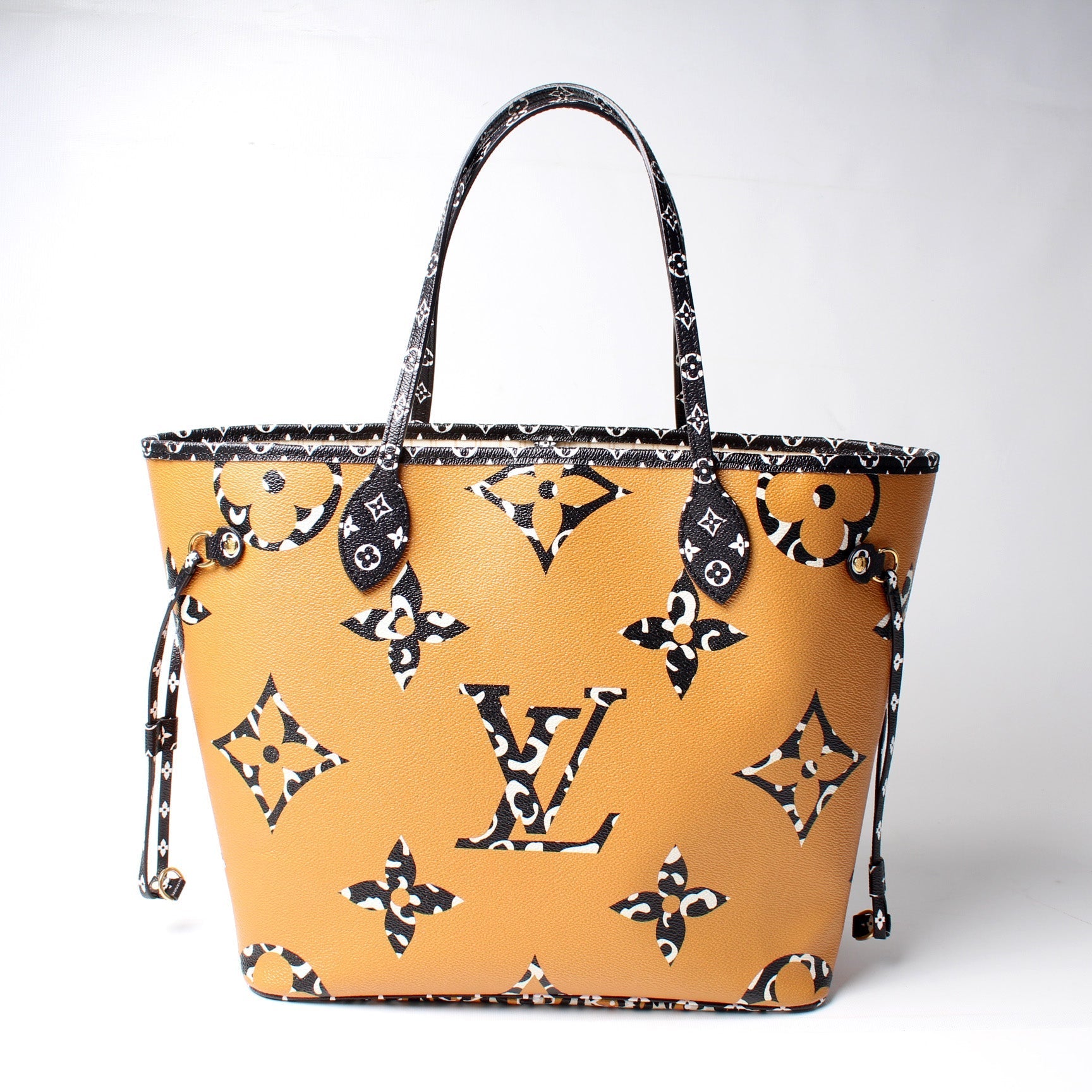 Louis Vuitton Neverfull MM W/ Pochette Giant Jungle
