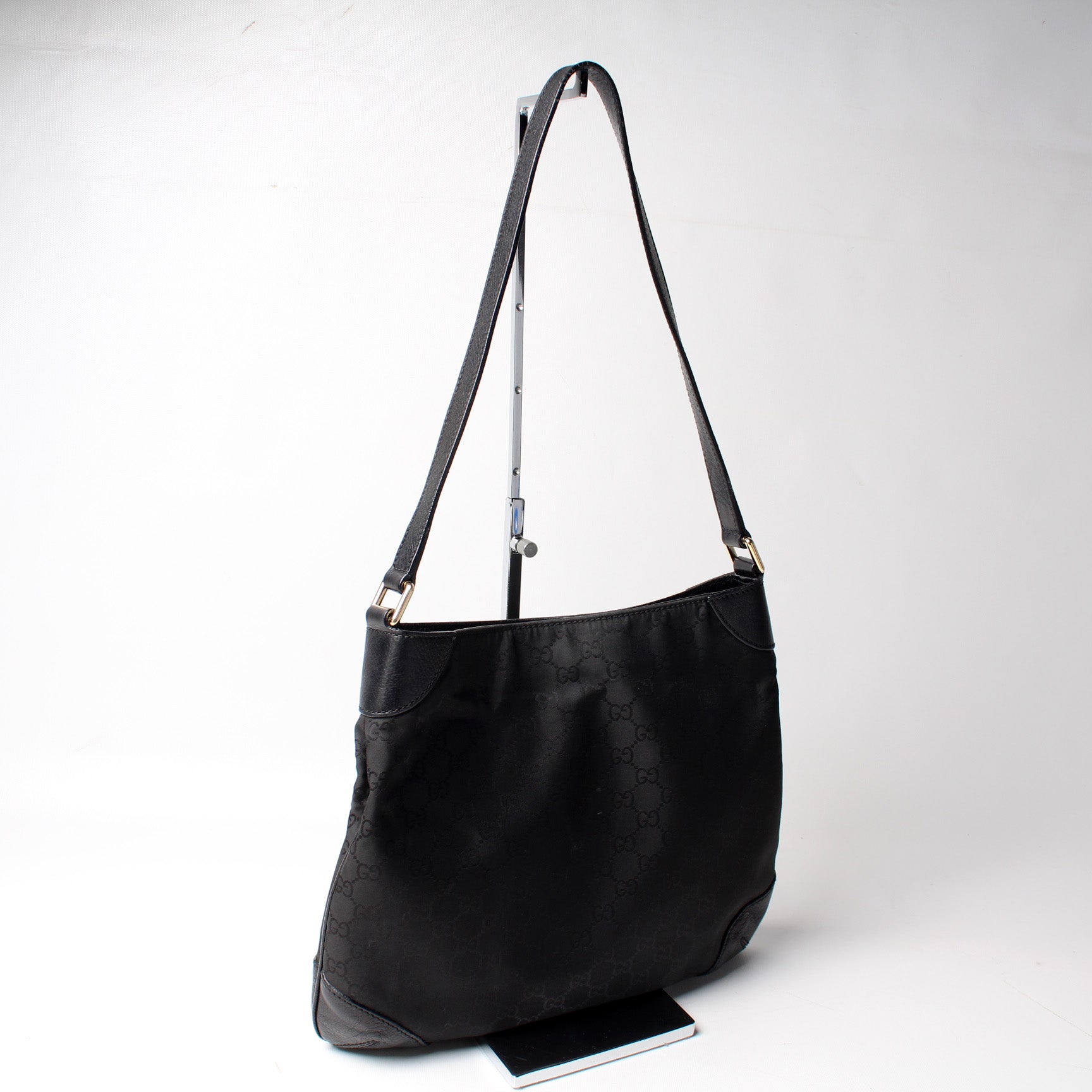 Gucci 257296 GG Canvas Hobo Bag