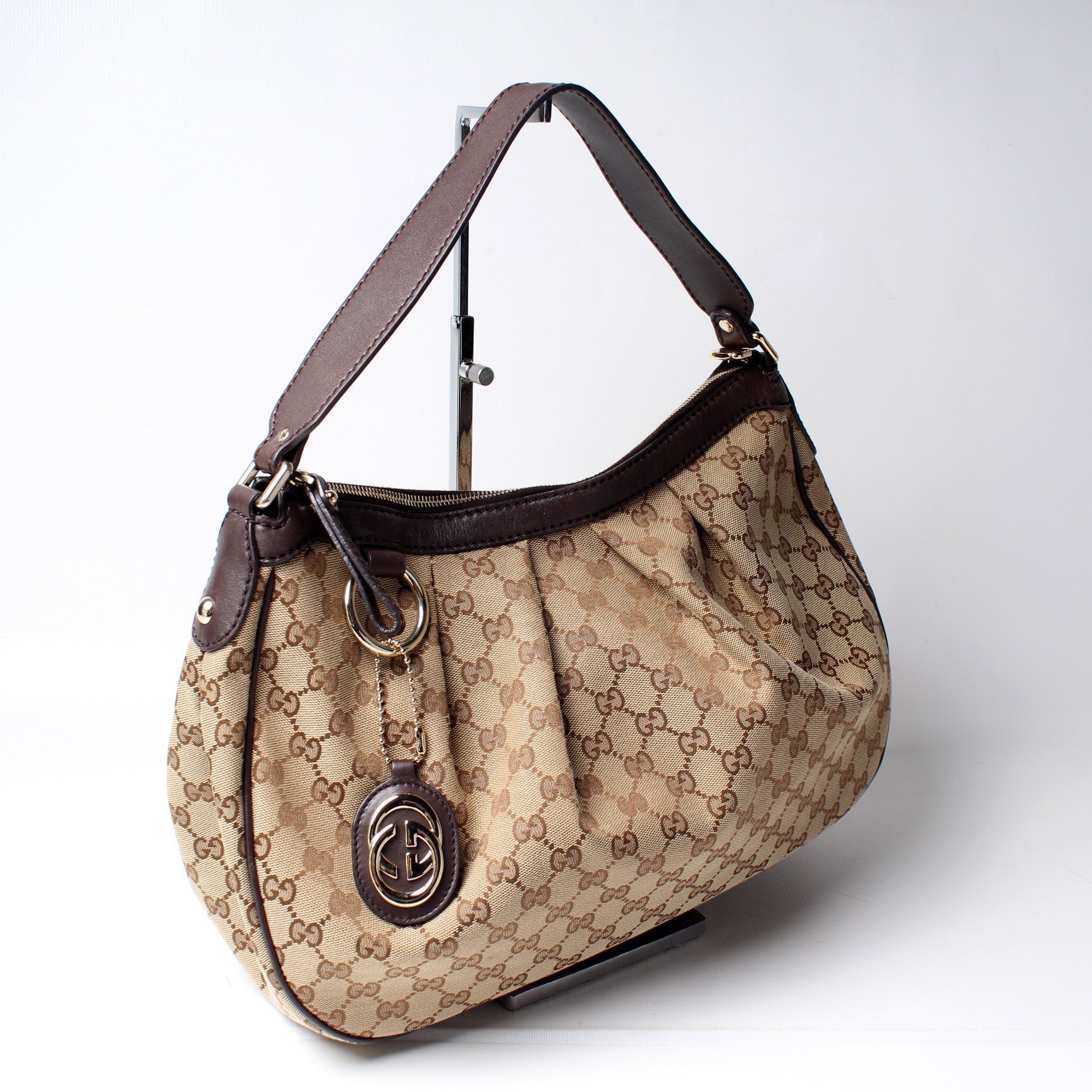 Gucci 232955 Sukey Hobo Medium GG Canvas Bag