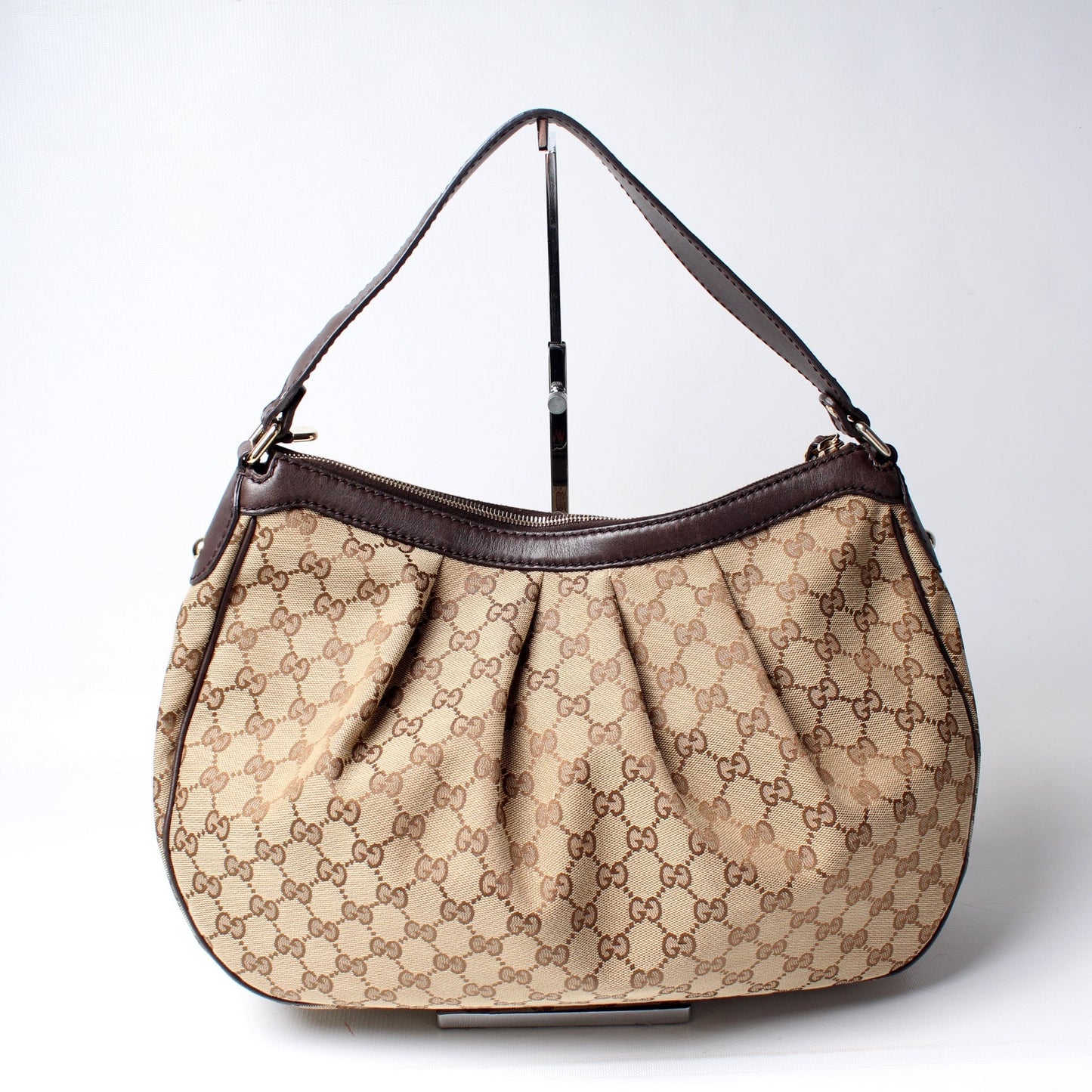 Gucci 232955 Sukey Hobo Medium GG Canvas Bag