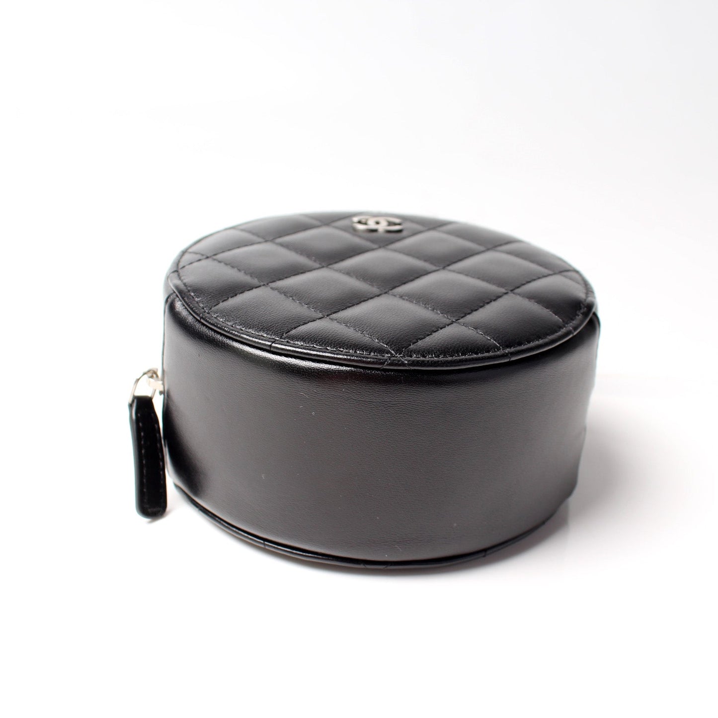 Chanel Round Clutch With Chain Lambskin 30M Bag