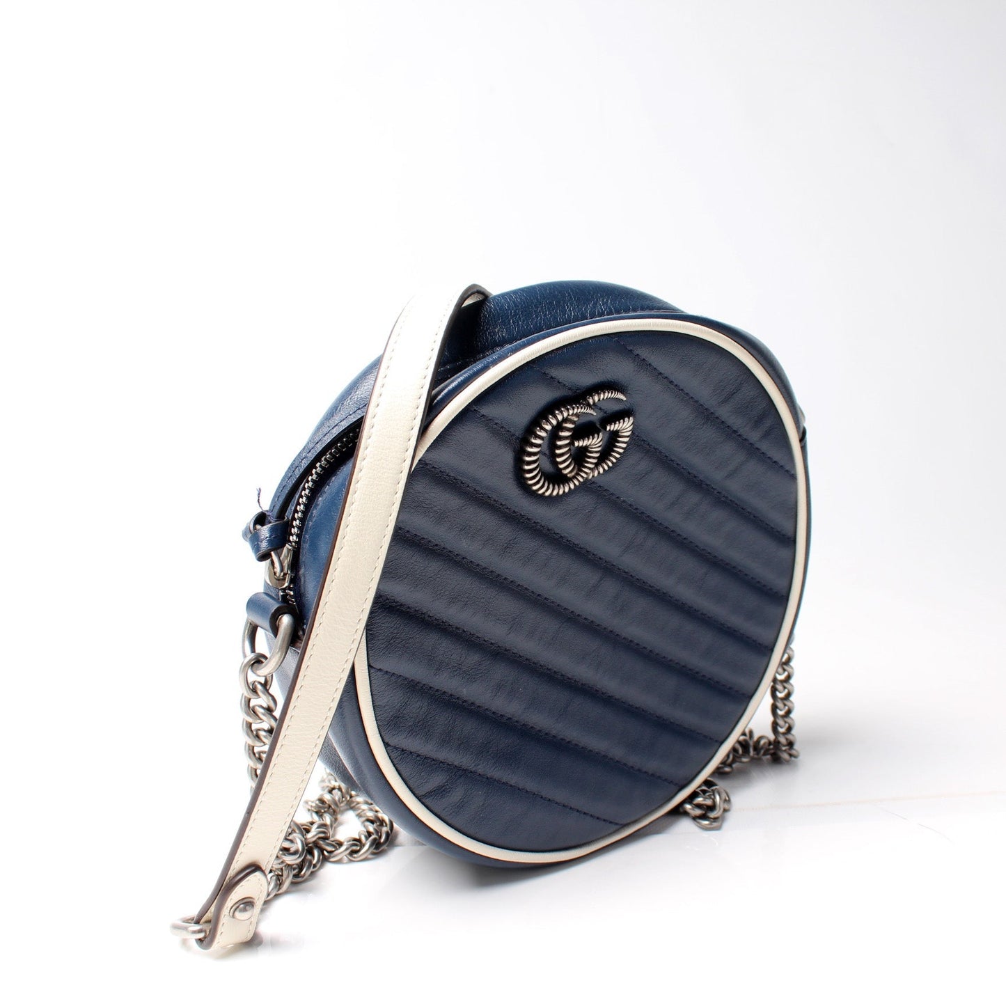 Gucci 550154 Marmont Mini Round Bag