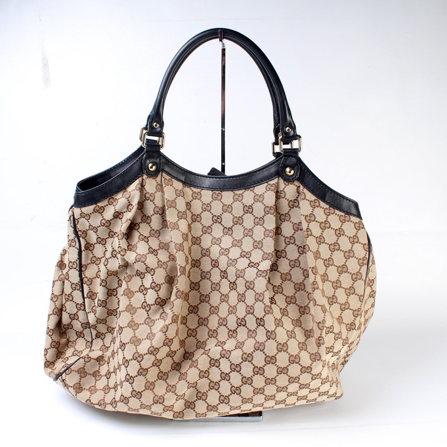 Gucci 211943 Sukey GG Canvas Large Bag