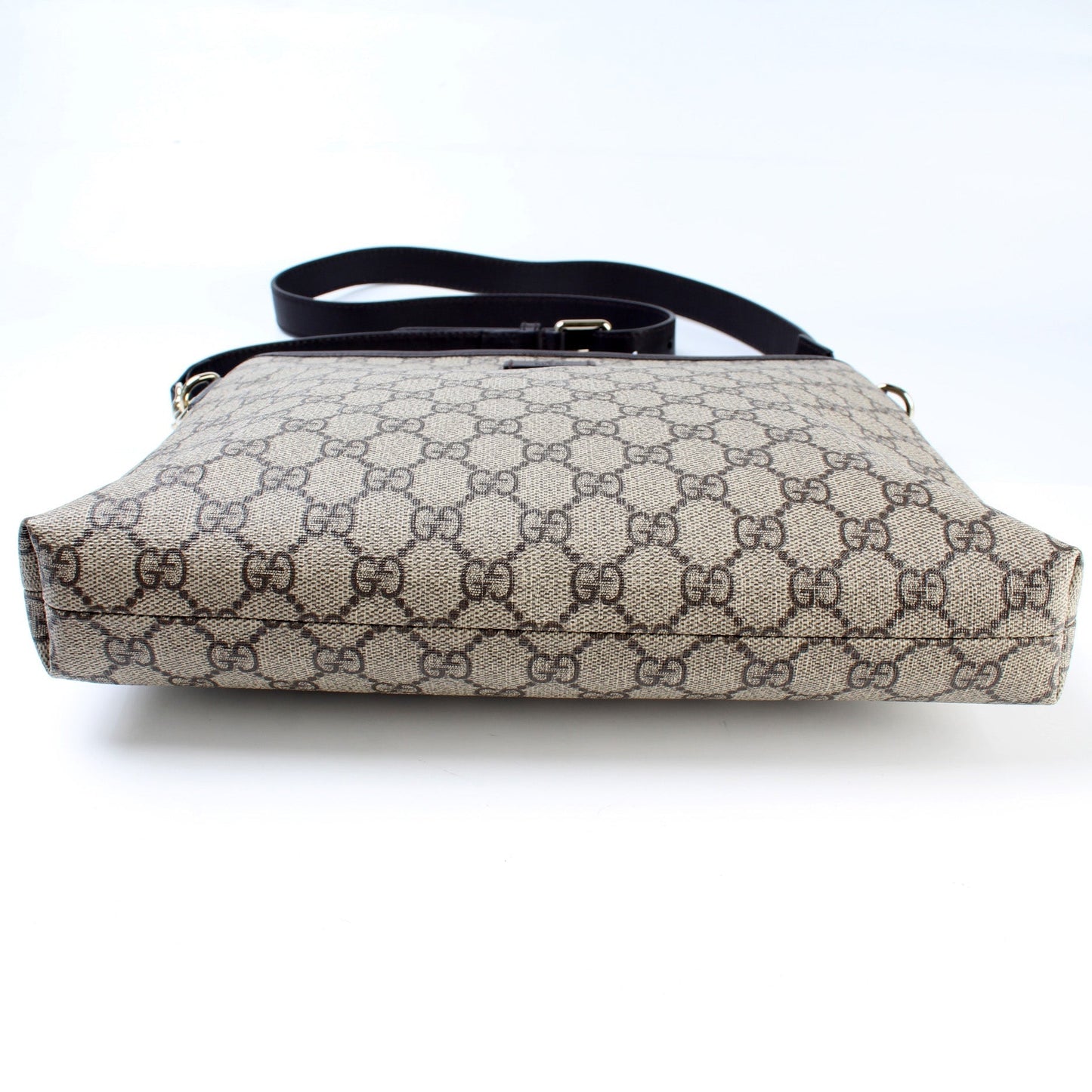 Gucci 388924 GG Supreme Crossbody Bag