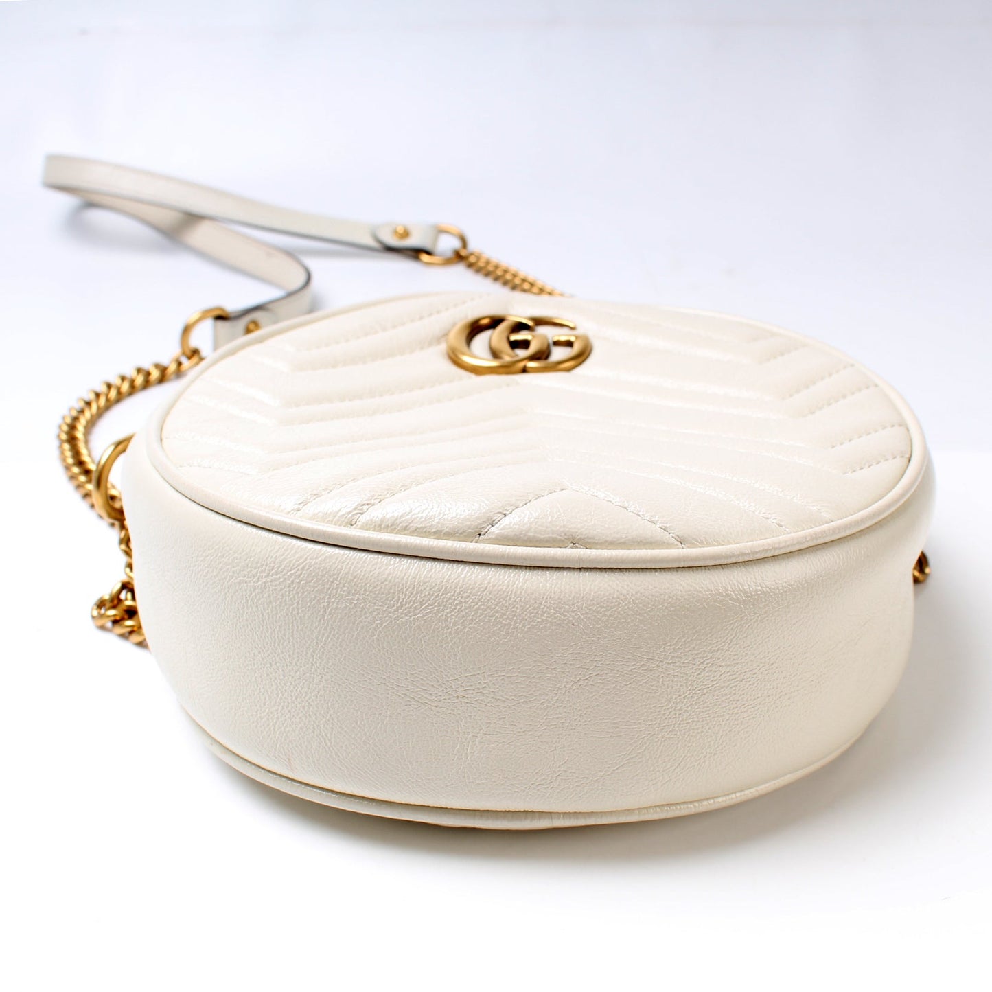Gucci 550154 Marmont Mini Round Bag