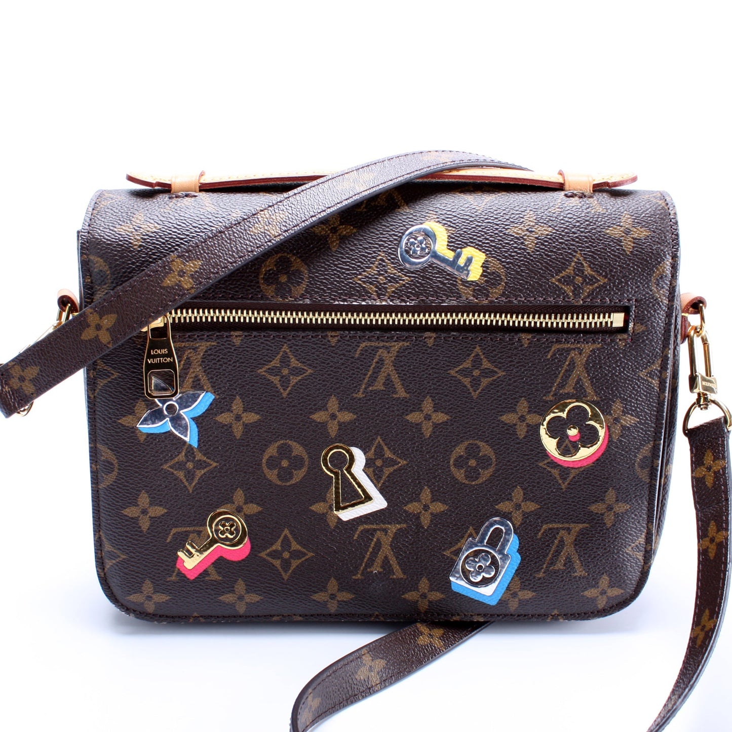 Louis Vuitton Pochette Metis Monogram Lovelock