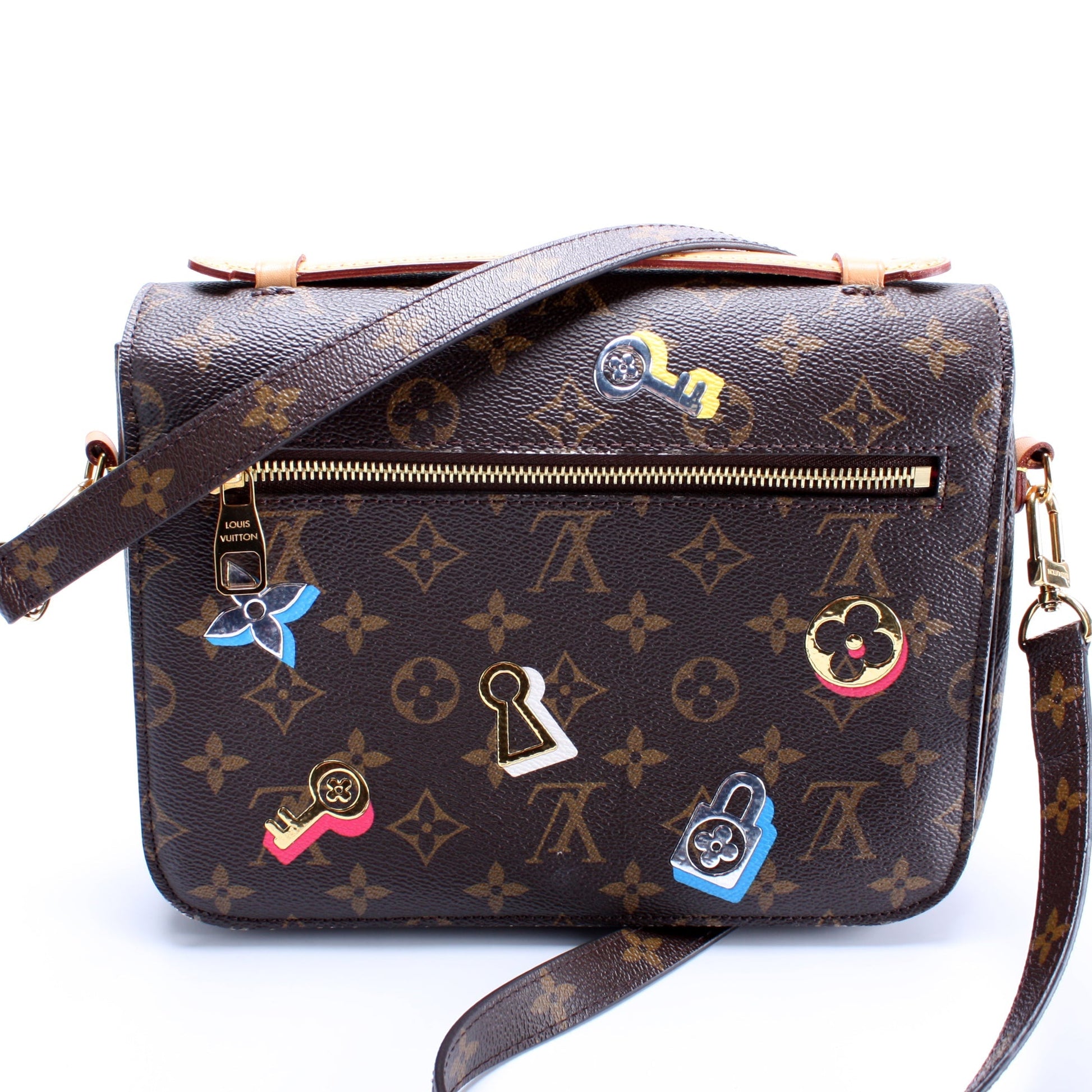 Louis Vuitton Pochette Metis Monogram Lovelock
