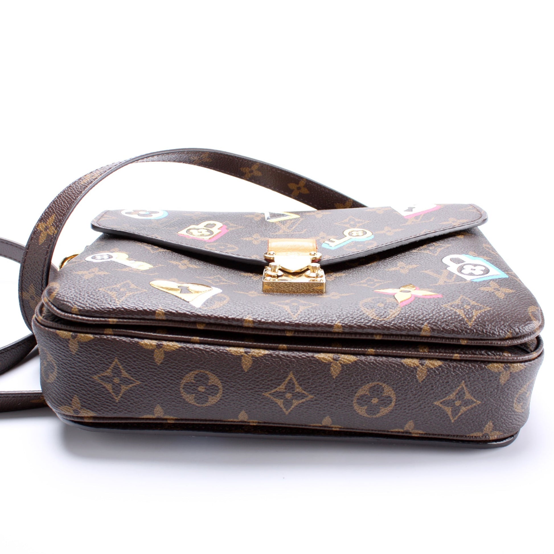 Louis Vuitton Pochette Metis Monogram Lovelock