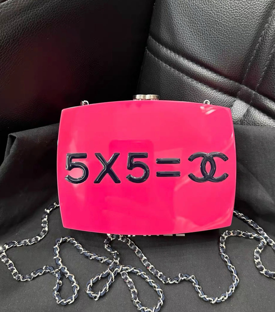 Chanel SS 2015 je ne suis pas en e  Minaudiere Clutch
