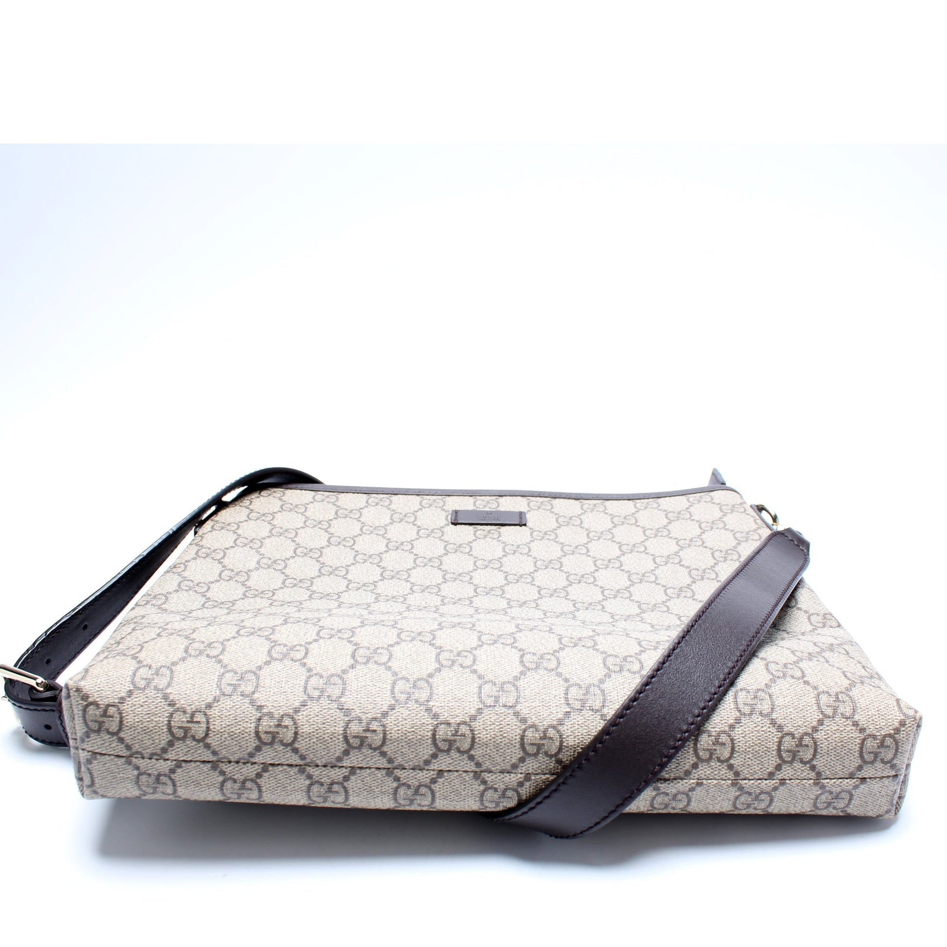 Gucci 388924 GG Supreme Crossbody Bag