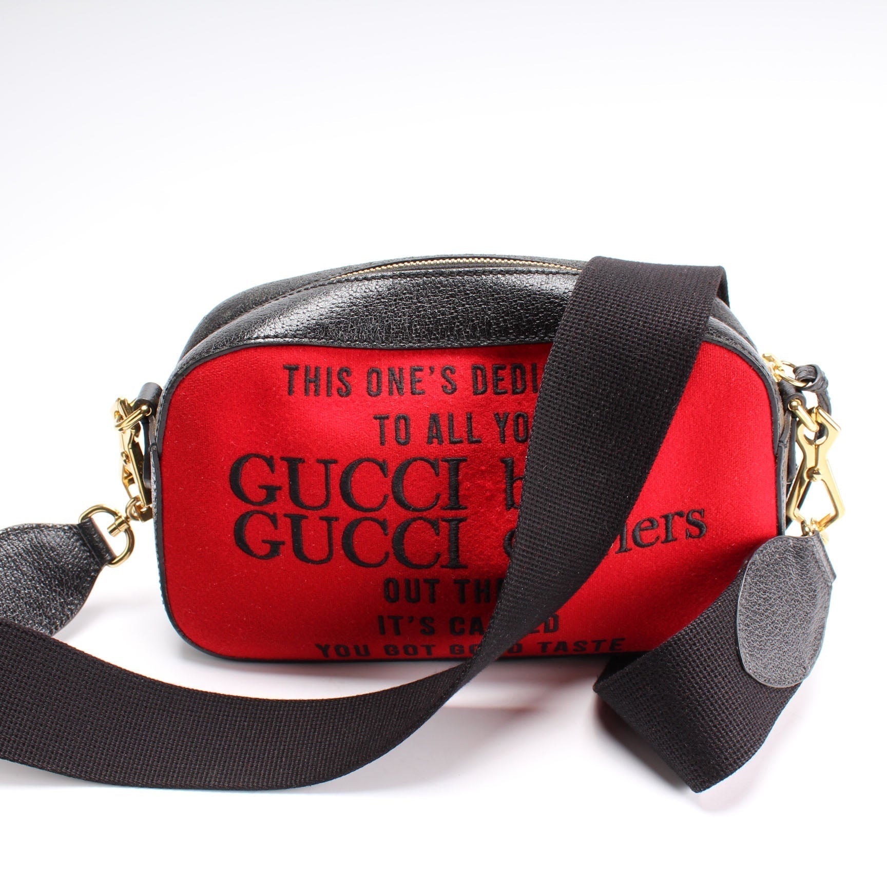 Gucci 476466 100 Messenger Bag