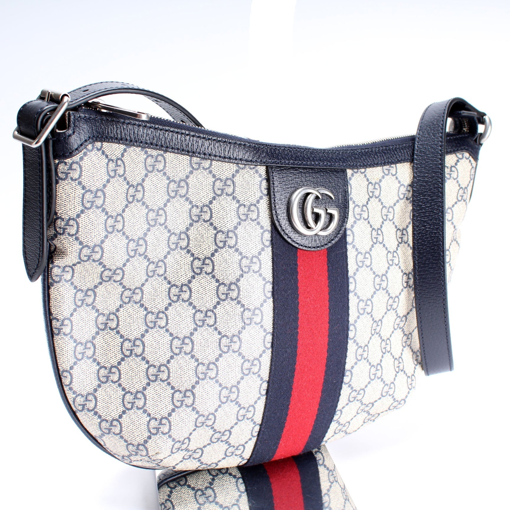 Gucci 598125 Ophidia GG Supreme Small Shoulder Bag