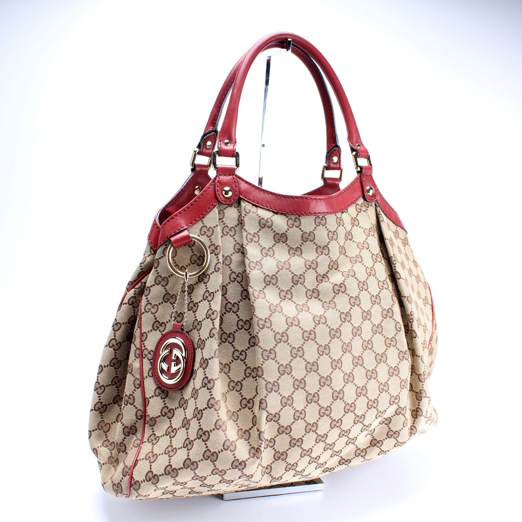 Gucci 211943 Sukey GG Canvas Large Bag