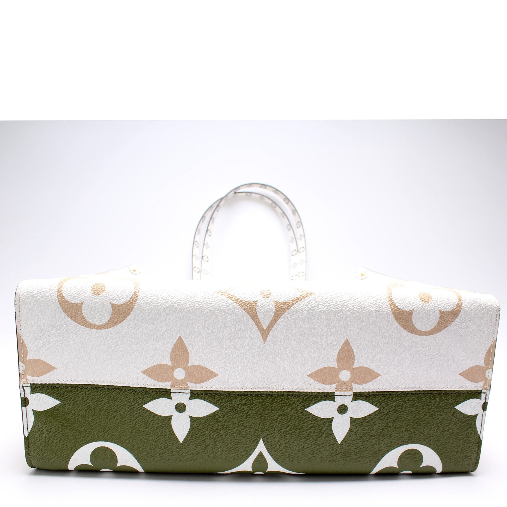 Louis Vuitton ONTHEGO GM Giant Monogram