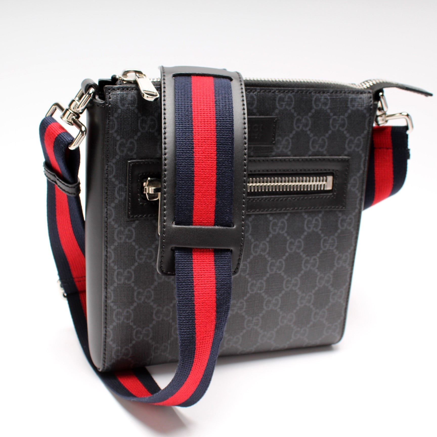 Gucci 523599 Supreme Messenger Bag