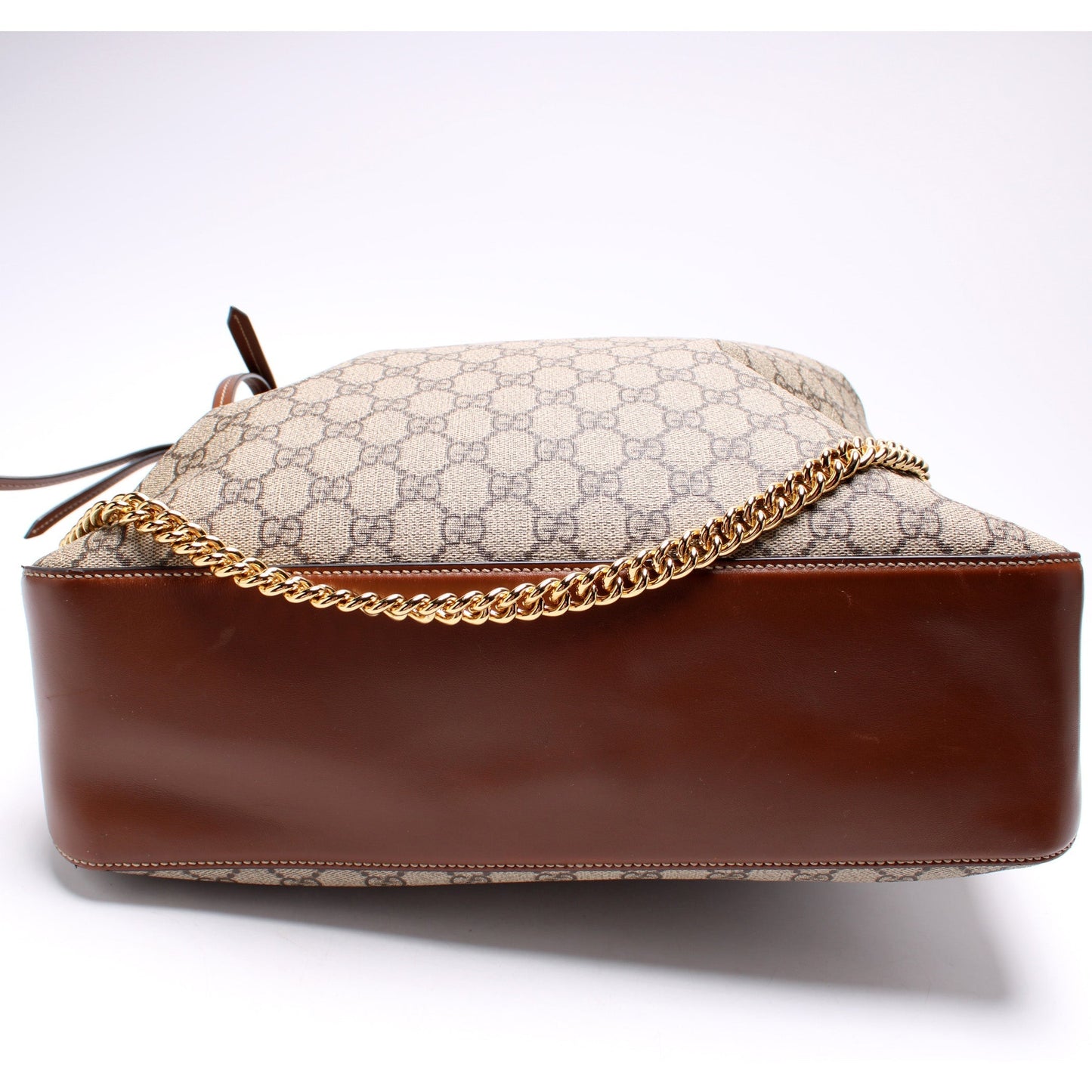 Gucci 477324 GG Supreme Hobo Bag