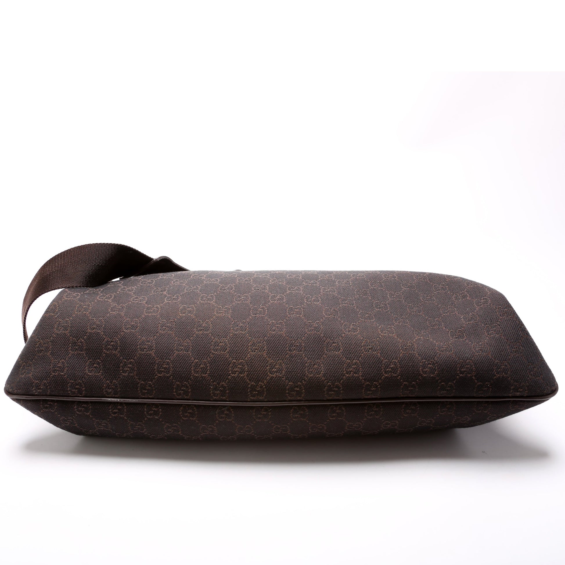Gucci 190628 GG Canvas Messenger Bag