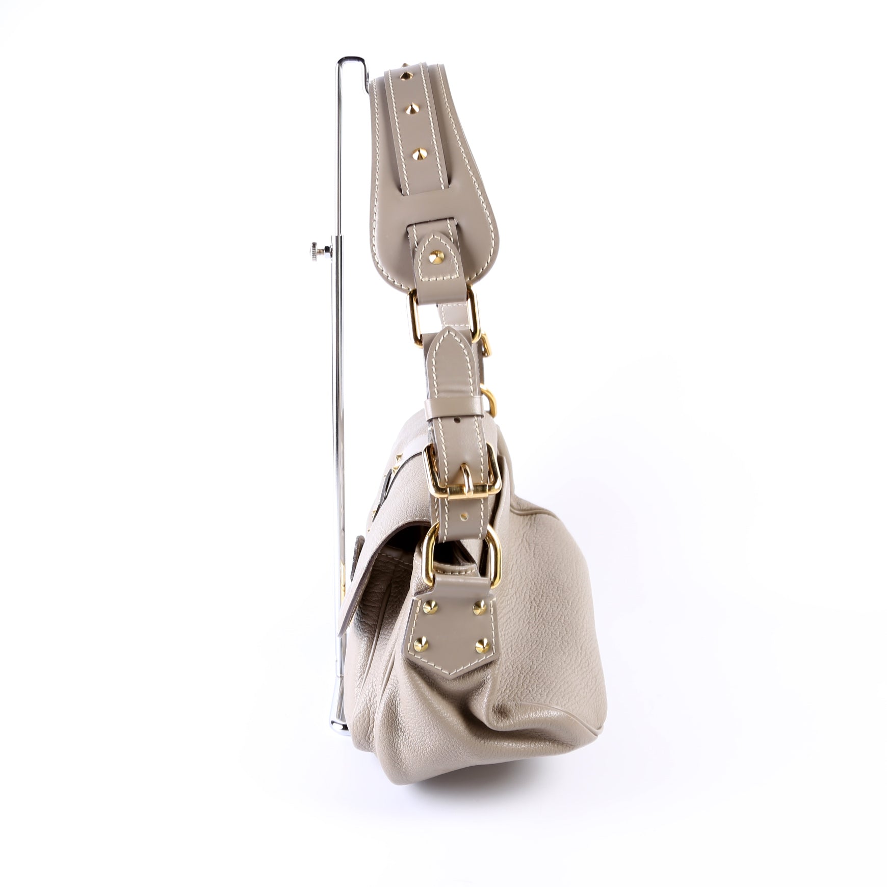   Louis Vuitton Le Confident Shoulder Bag Suhali Leather