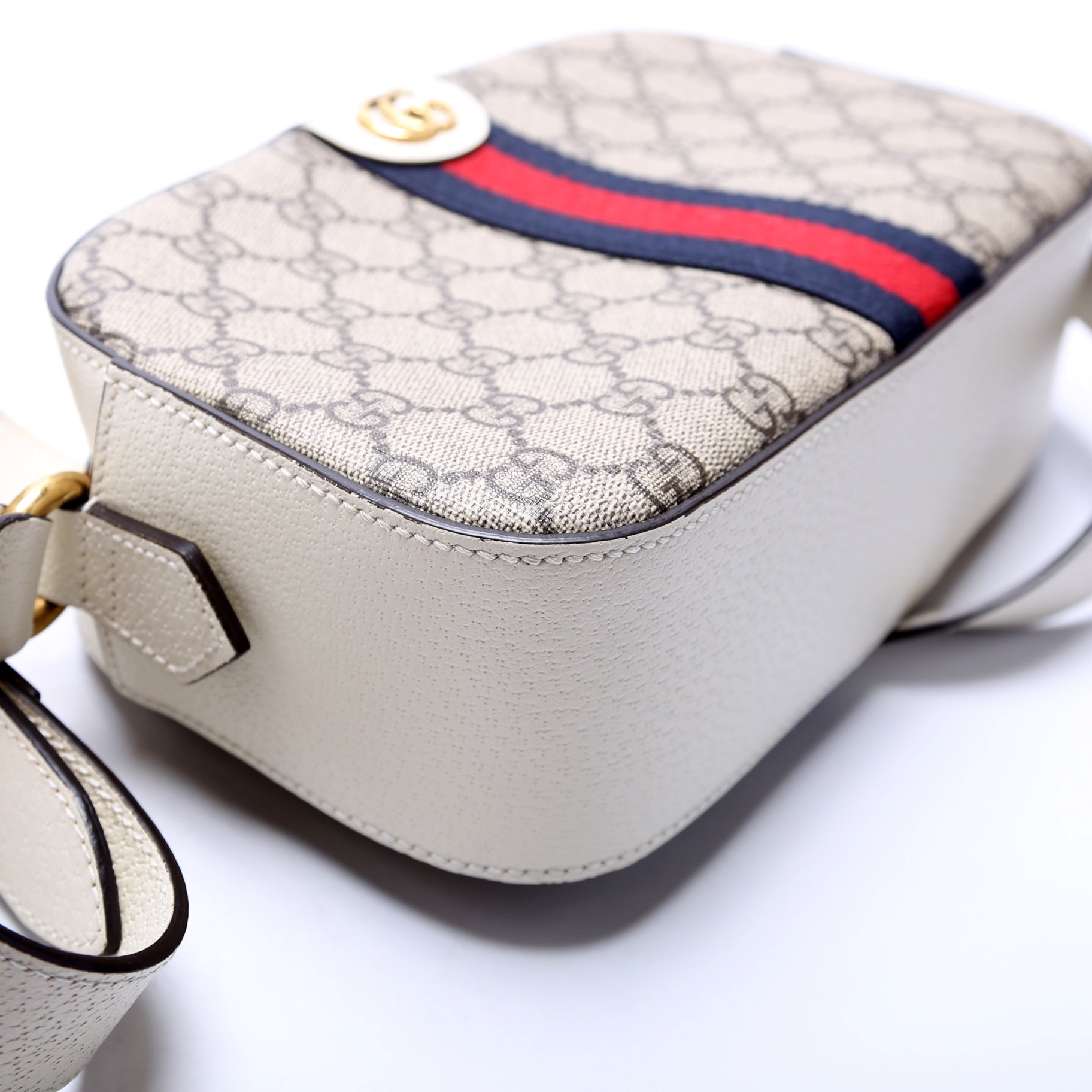 Gucci 681064 Ophidia GG Shoulder Bag
