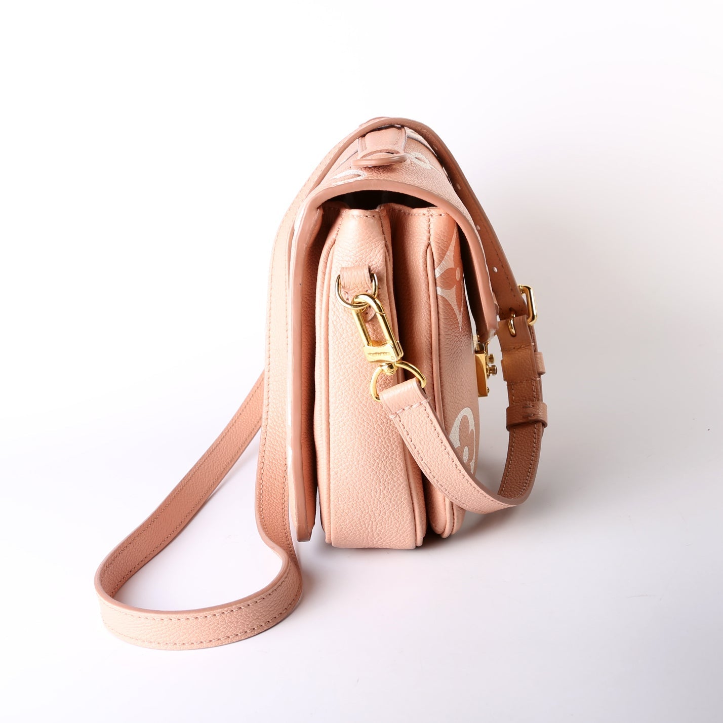 Louis Vuitton Pochette Metis Bicolor Empreinte Pink