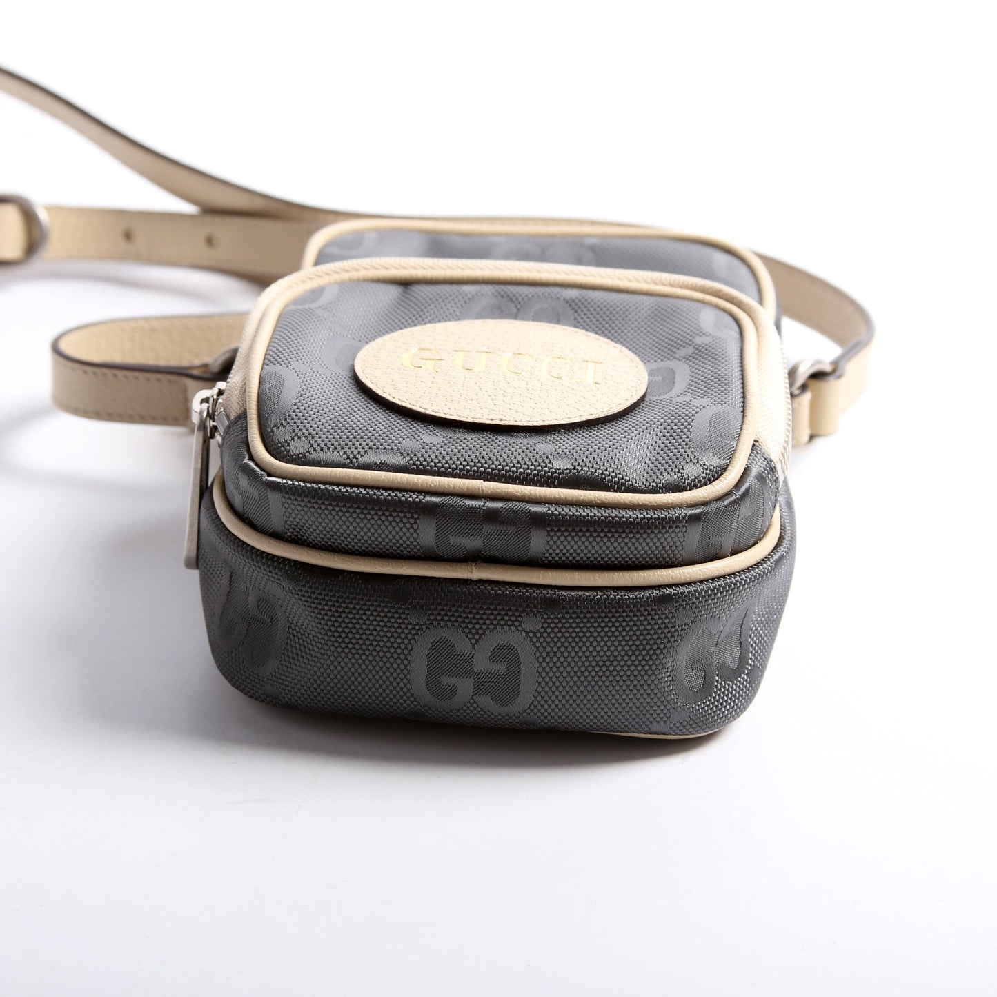 Gucci 643882 GG Nylon Off The Grid Mini Shoulder Grey/Beige Bag