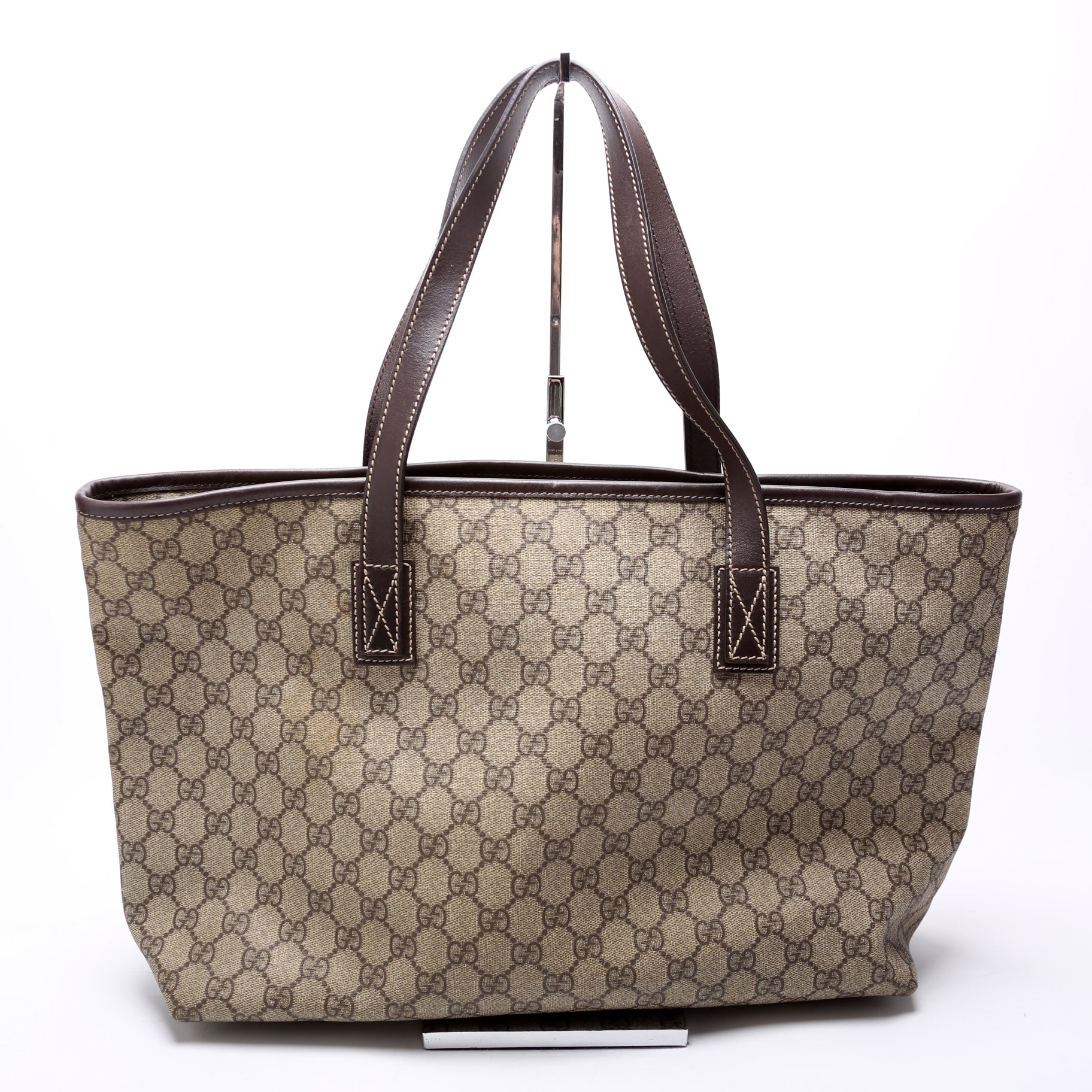 Gucci 211137 GG Supreme Medium Zip Tote Bag