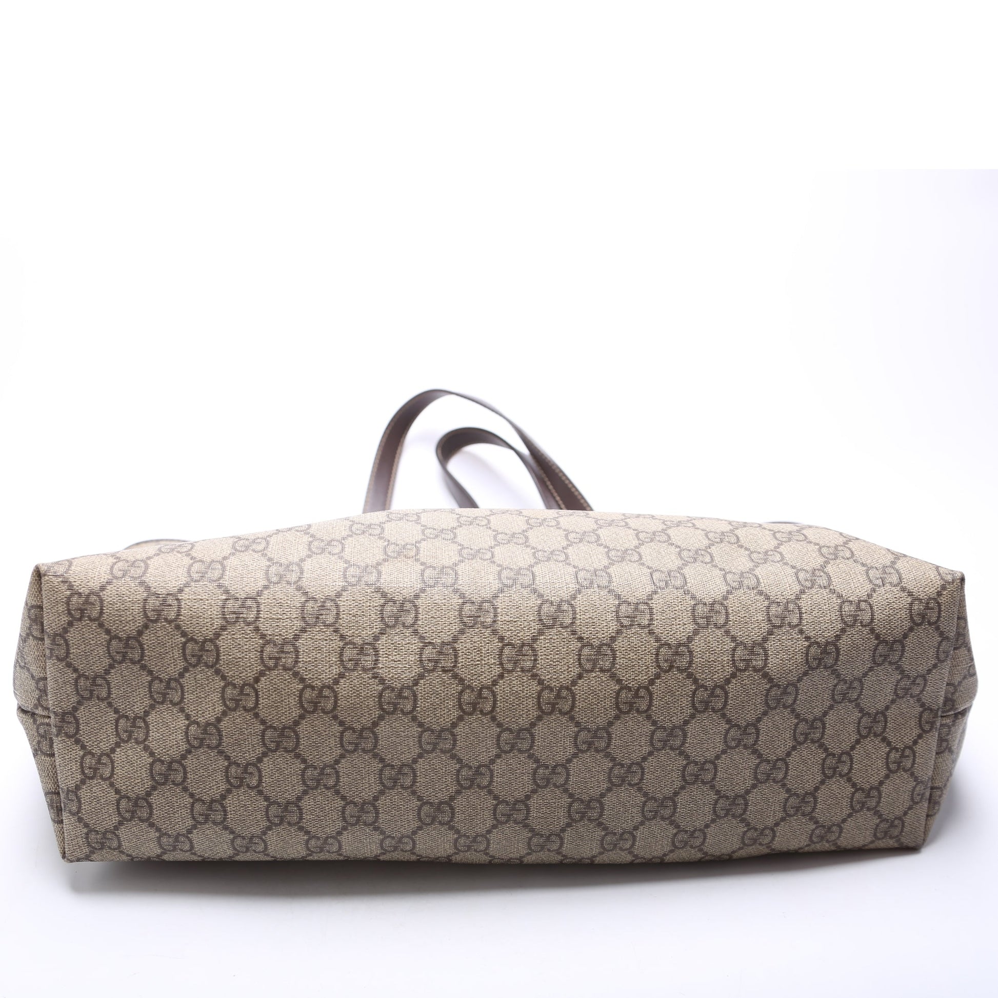 Gucci 211137 GG Supreme Medium Zip Tote Bag