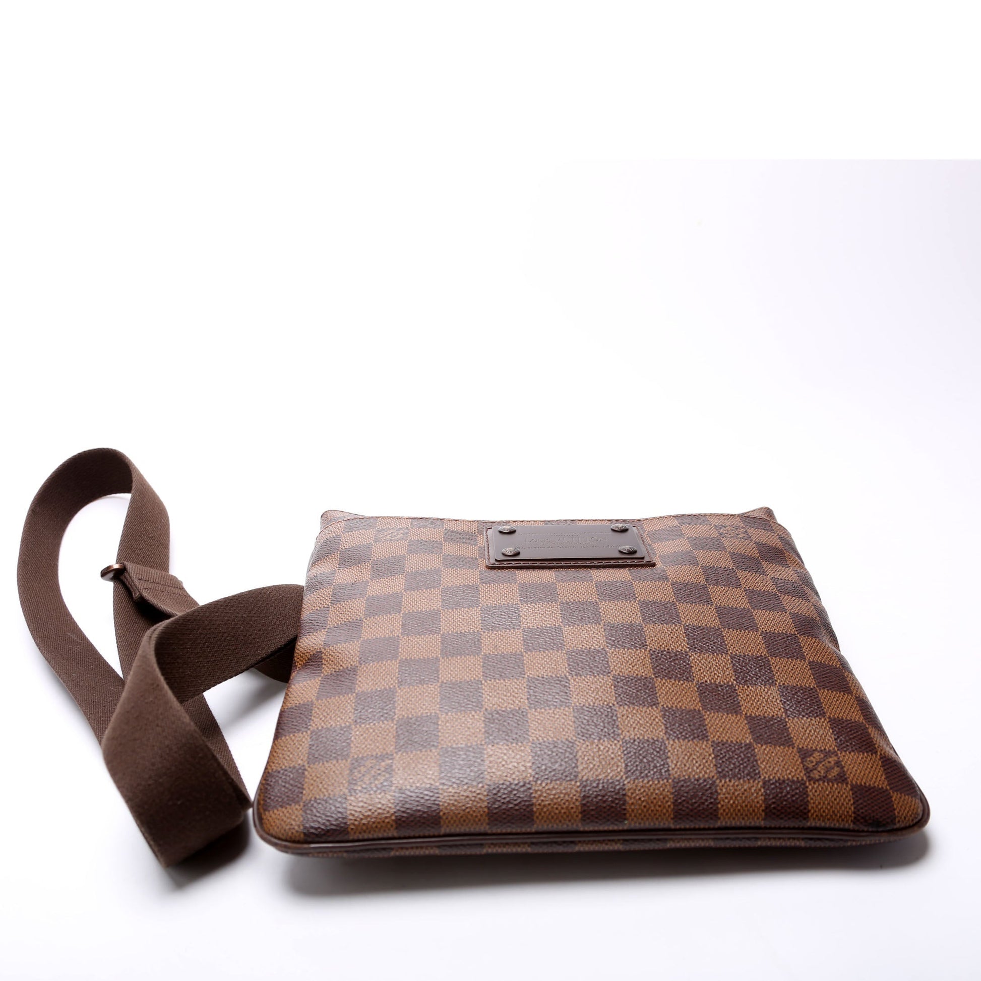 Louis Vuitton Pochette Brooklyn Ebene