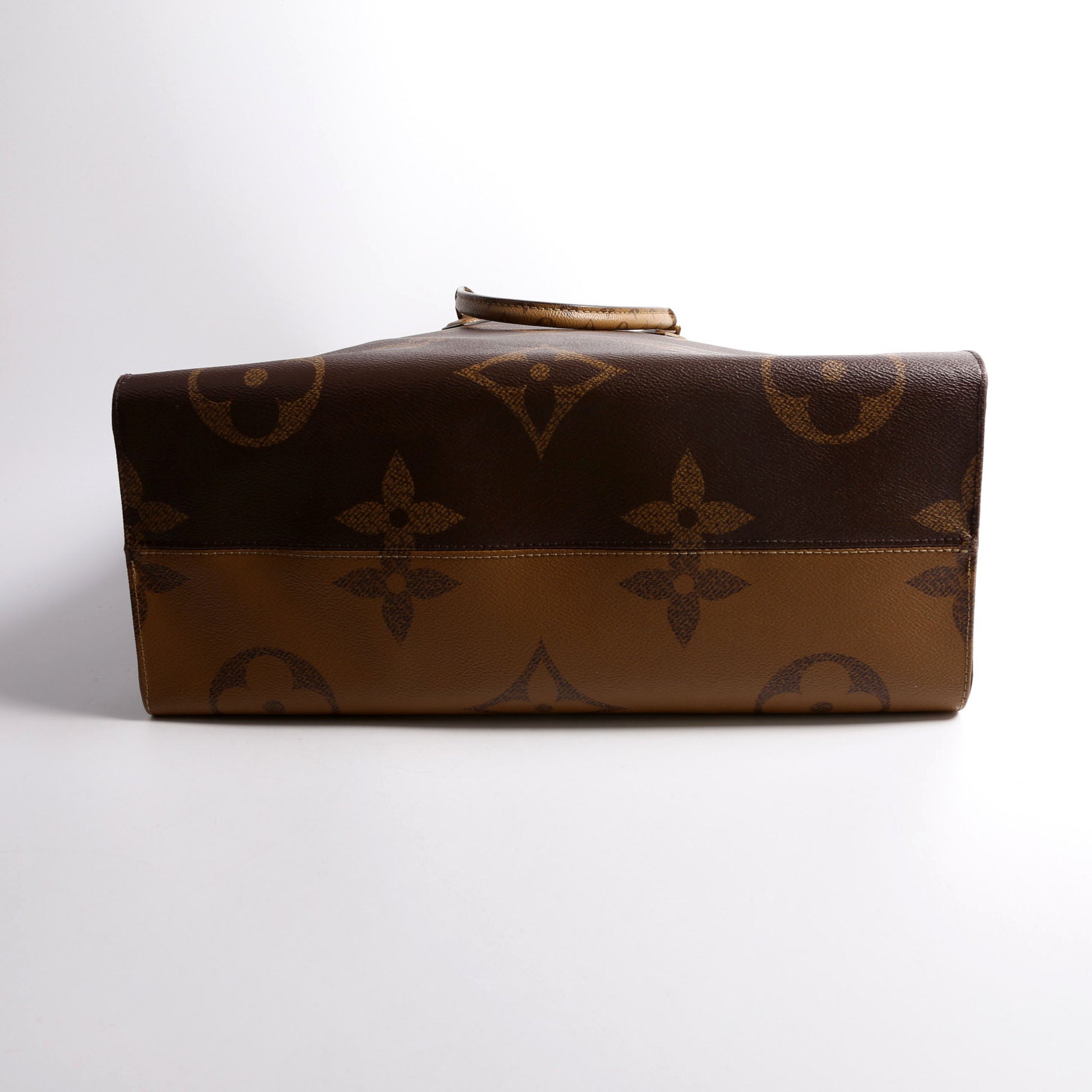 Louis Vuitton ONTHEGO GM Reverse Monogram