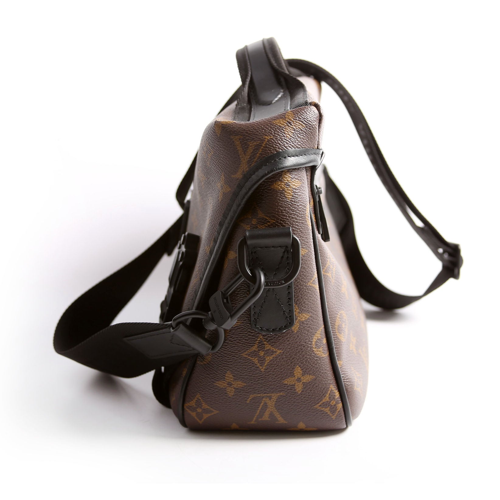 Louis Vuitton Trail Messenger Macassar Monogram Black