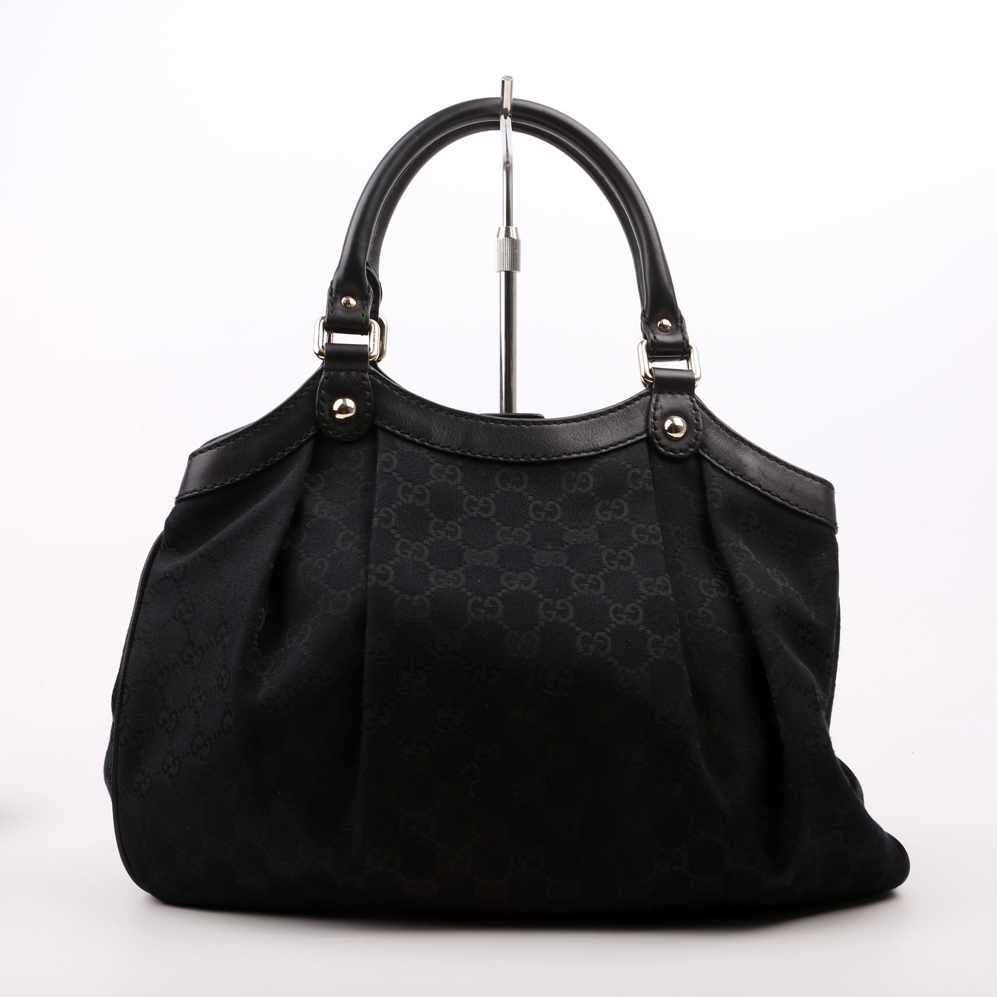 Gucci 211944 Sukey GG Canvas Medium Black Bag
