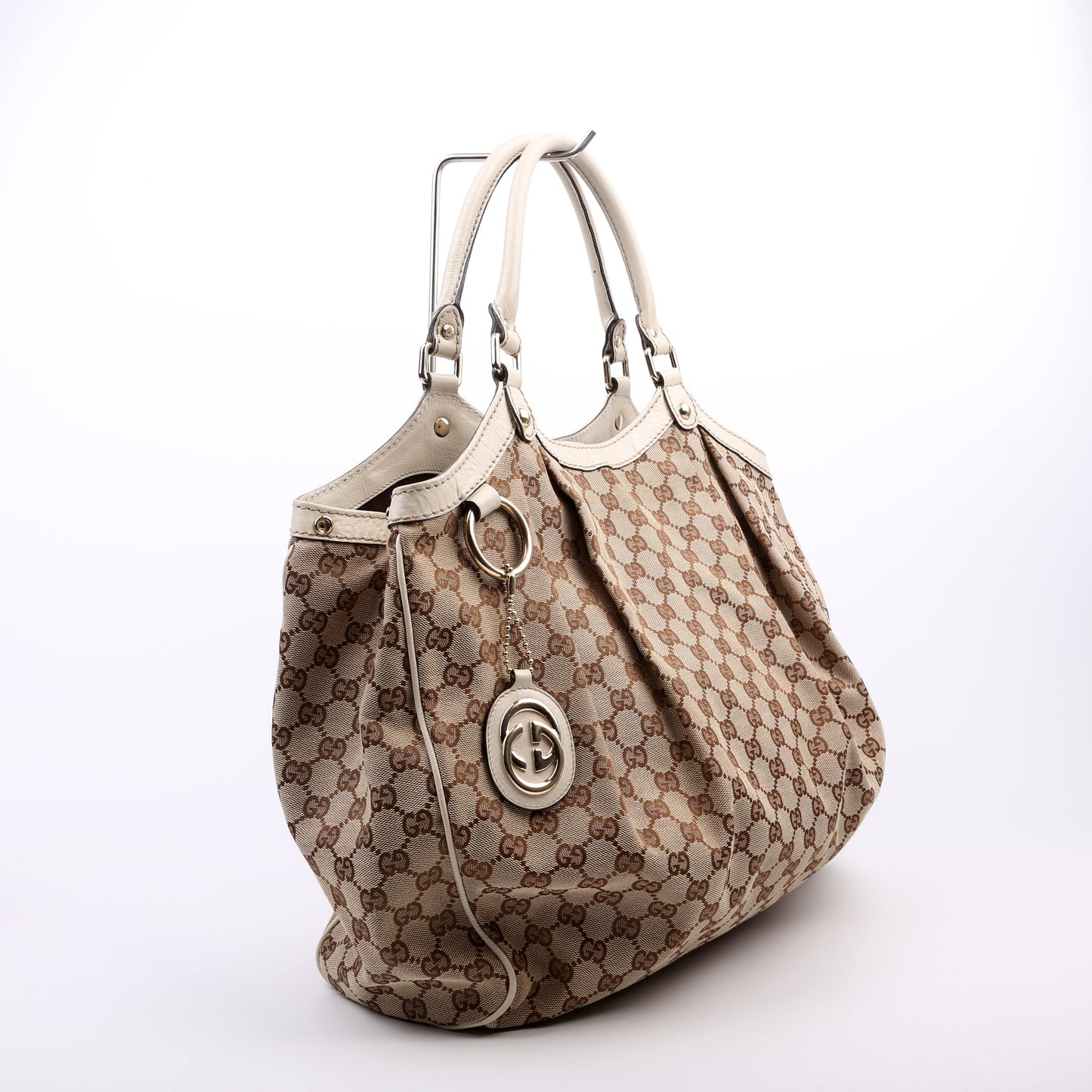 Gucci 211943 Sukey GG Canvas Large Bag