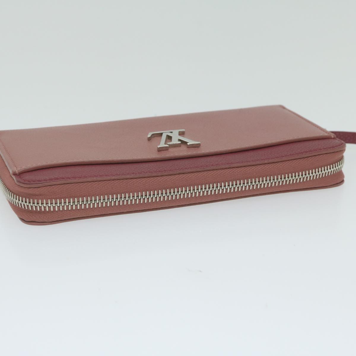 LOUIS VUITTON Lockme Wallet