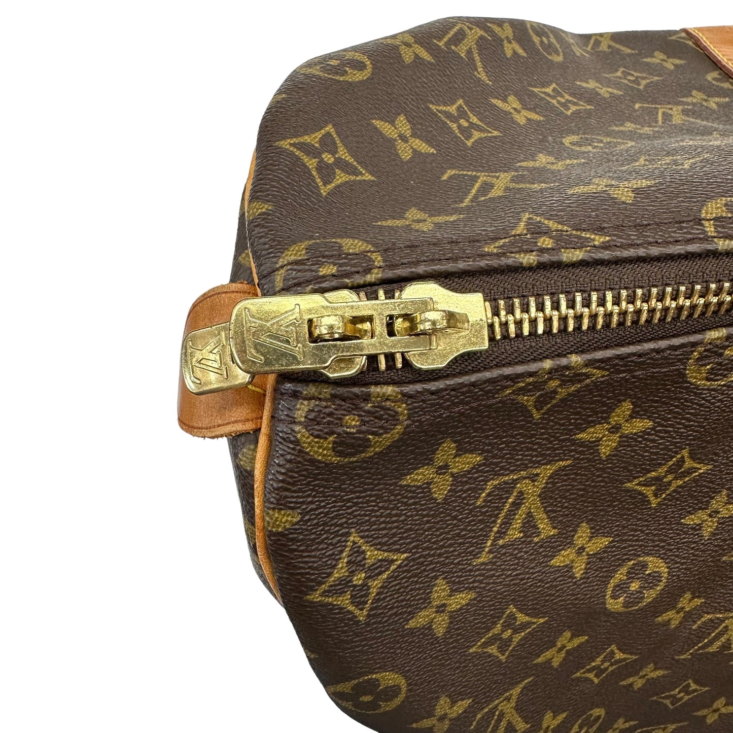 Duffle And Weekender Luxury Designer By Louis Vuitton Size: Medium Crossbody