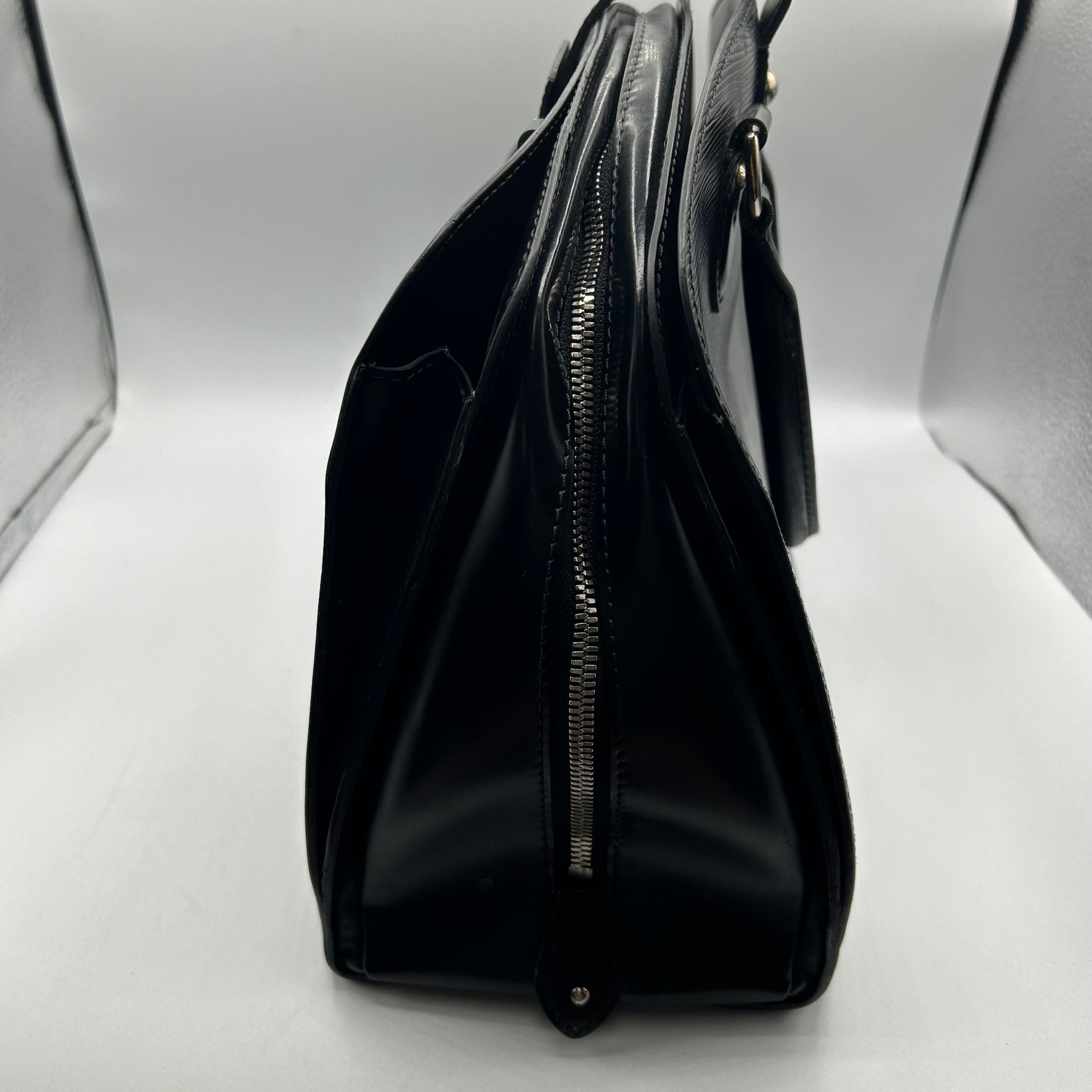 HandBag Luxury Designer Louis Vuitton, Size Large