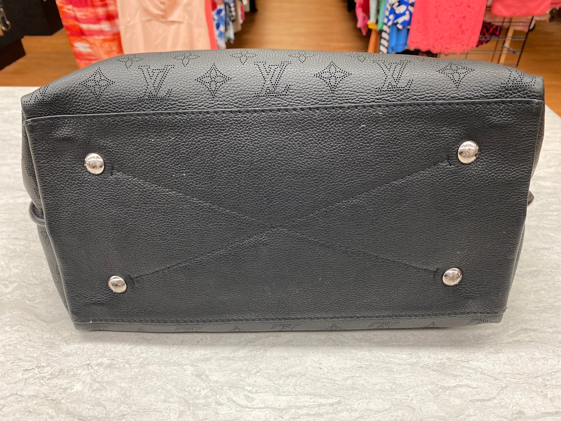 HandBag Luxury Designer Louis Vuitton, Size Large