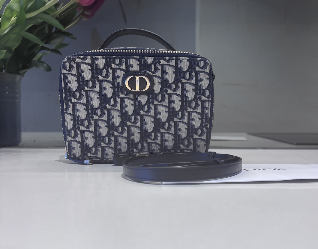 Dior bag - Canvas Montaigne