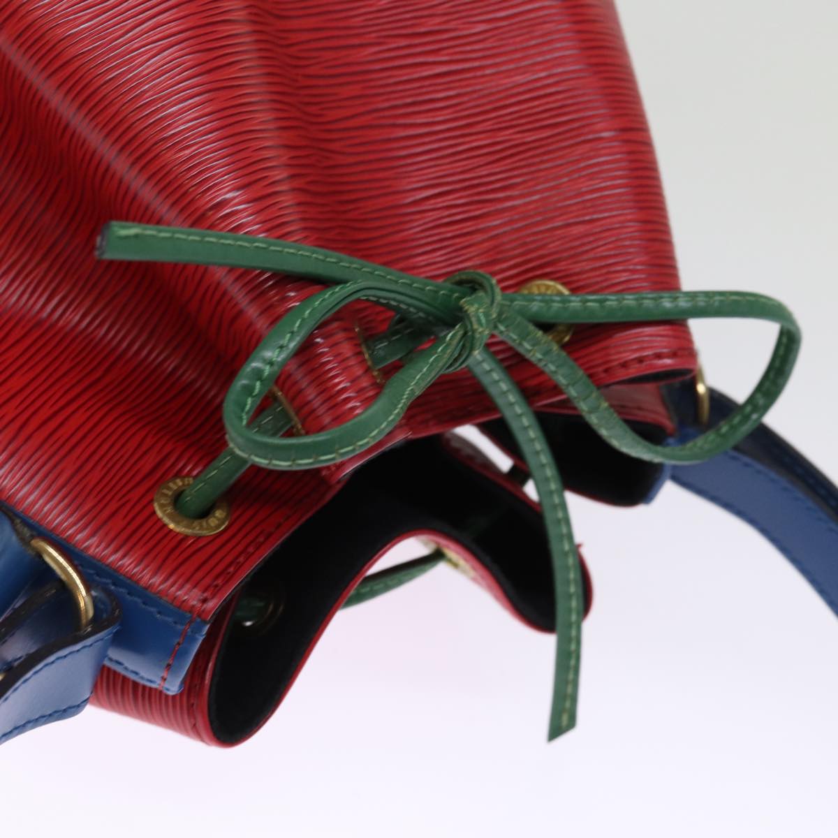 LOUIS VUITTON Noe Shoulder Bag